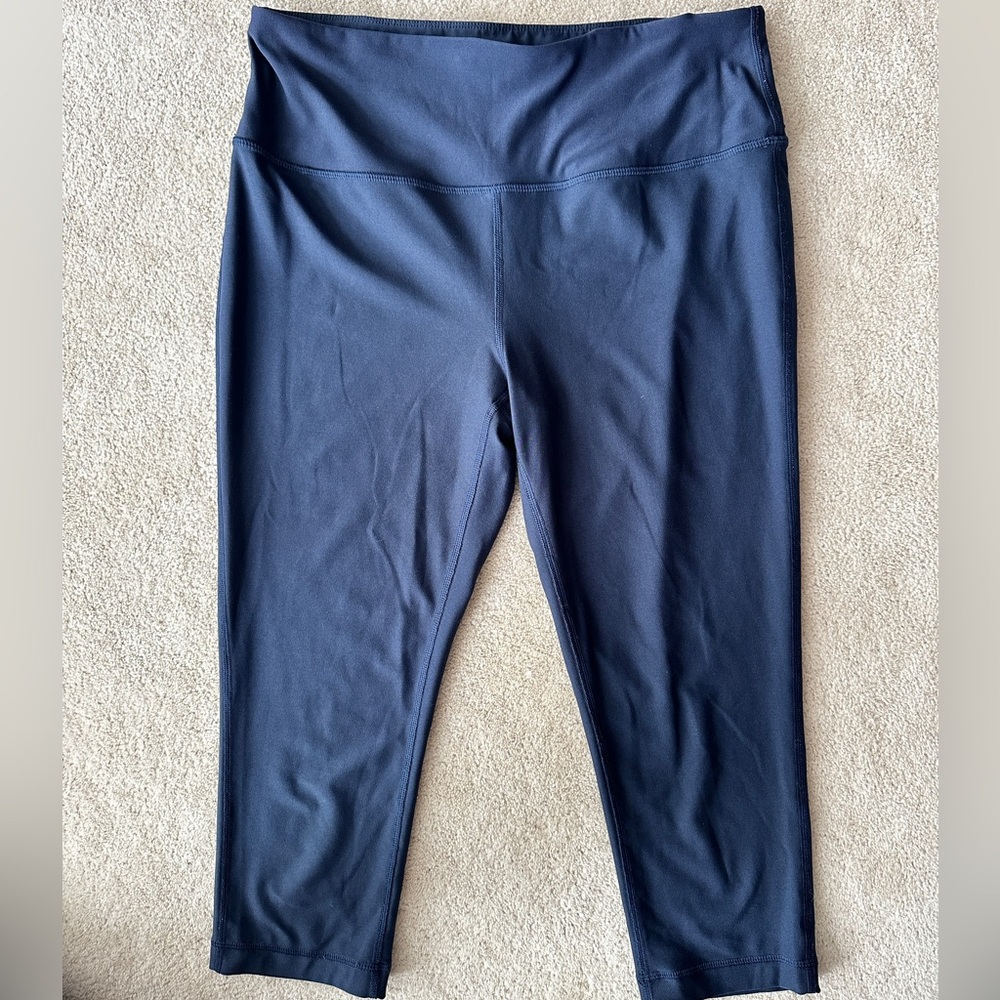 Athletic Works Dark Blue Fitted Crop Leggings